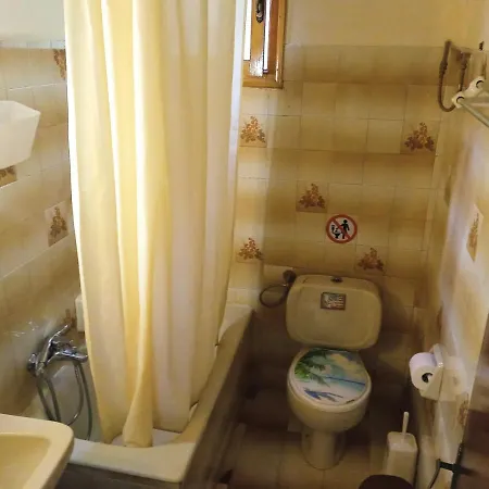 Vassilis * パレオカストリッツア