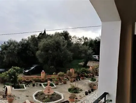 Vassilis Apartment *