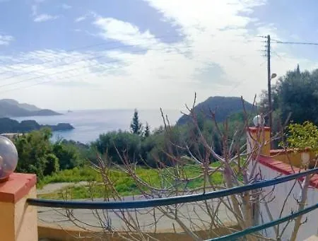 Vassilis Apartment *