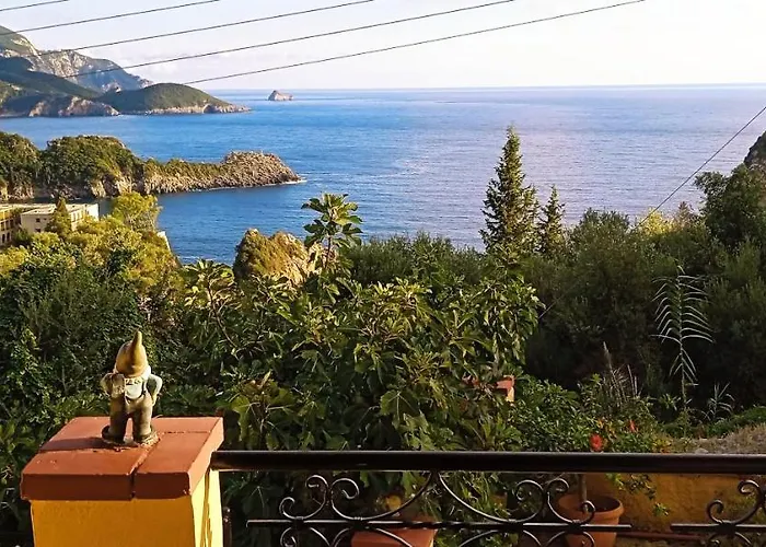 Vassilis Палеокастрица