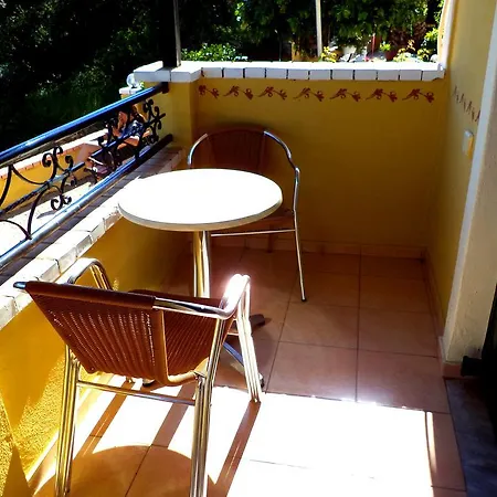 Vassilis Paleokastritsa