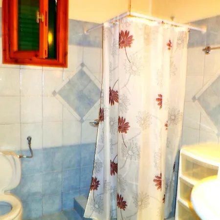 Vassilis Paleokastritsa